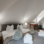 Miejski Couette-café