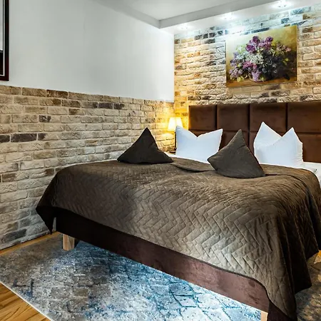 Miejski Bed & Breakfast