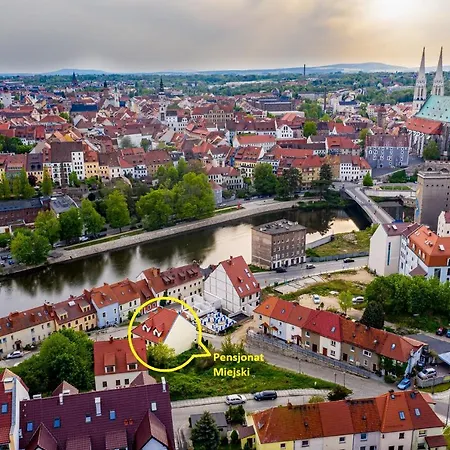 Miejski Bed & Breakfast 4*