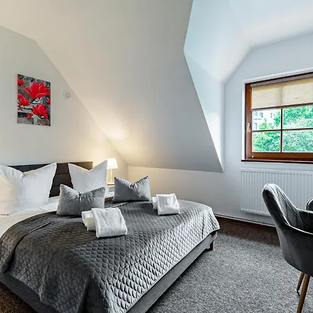 Miejski 4*