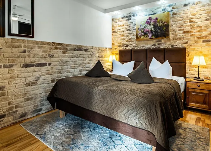 ペンシオナット ミエイスキ ベッド・アンド・ブレックファスト