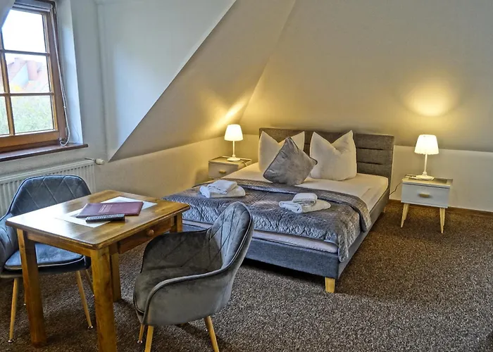 佩斯霍内特米基思吉酒店 住宿加早餐酒店